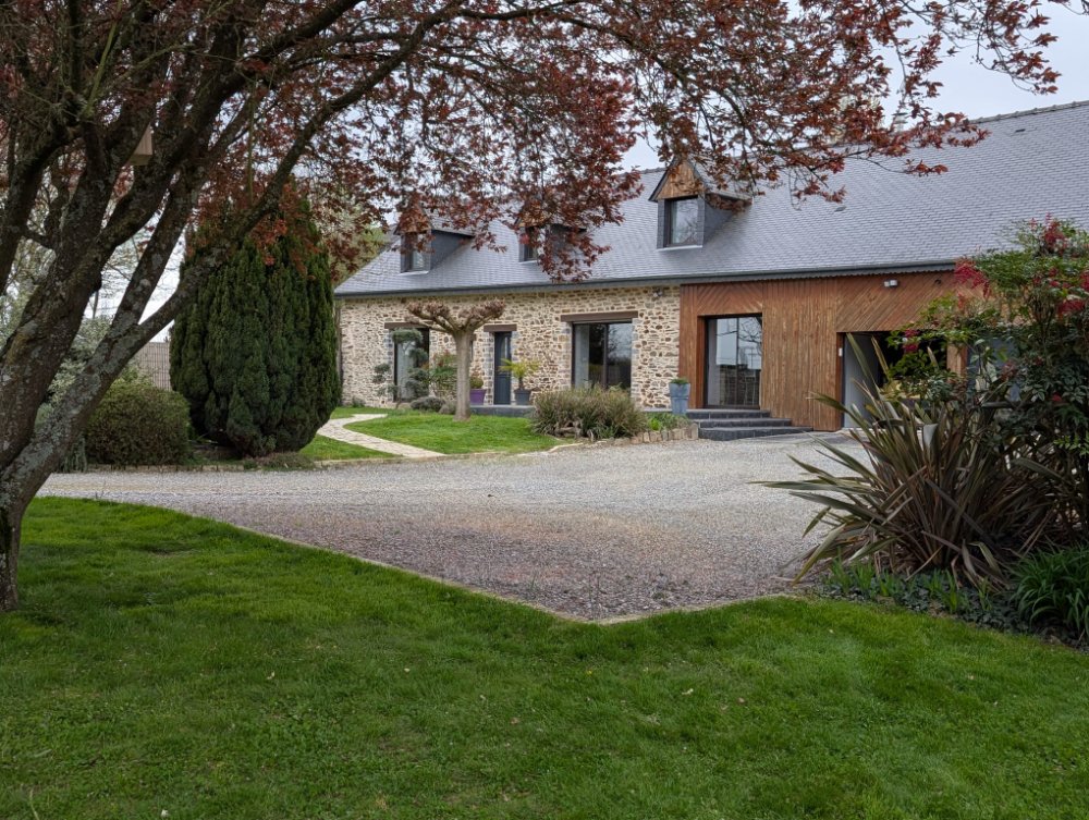 Aire camping-car � Ch�teaubourg (35220) - Photo 3